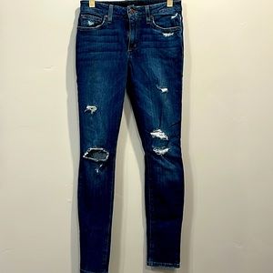 Joe’s Jeans. Size 28. Distressed skinny. Great condition.